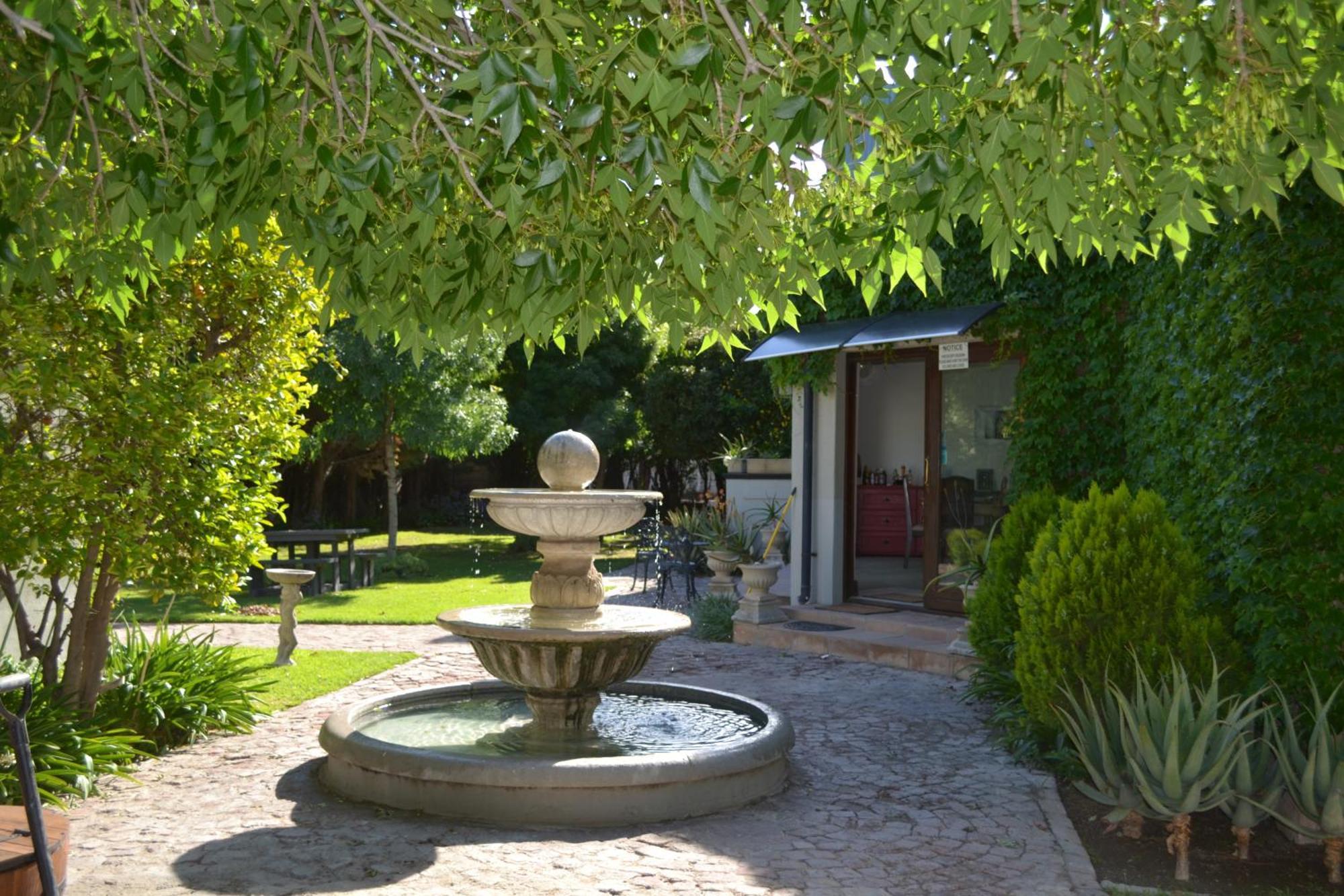 Old House Lodge Beaufort West Dış mekan fotoğraf